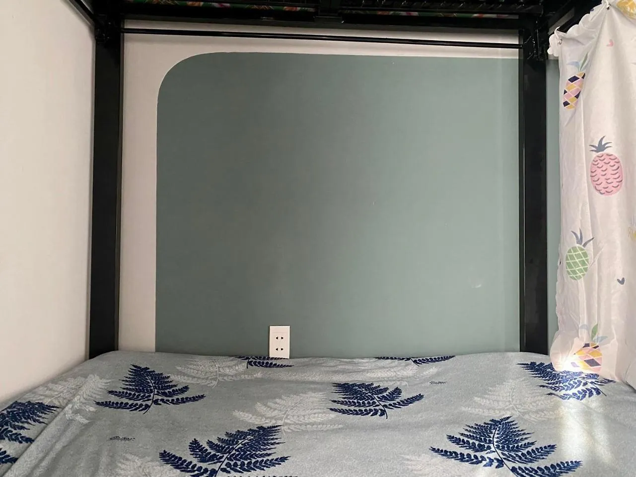 Capsule hotel Start House Capsule 5 Min Walk To The Airport Hotel Ho Chi Minh City