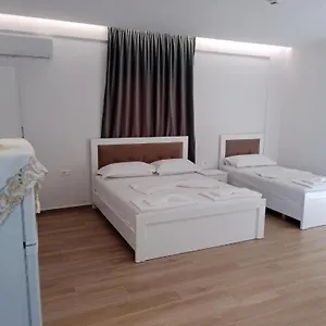 Opolonia Hotel Ksamil
